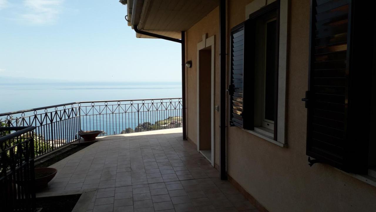 Appartamento Incantevole A Taormina - Casa Ninetta Zewnętrze zdjęcie